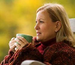 женщина с чашкой