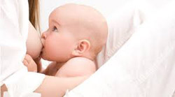 правильный захват груди