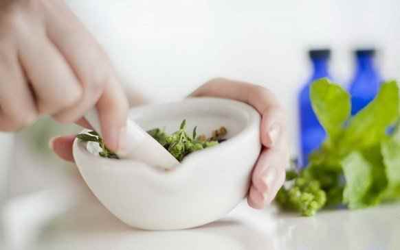 в лечении поможет и народная медицина в лечении поможет и народная медицина