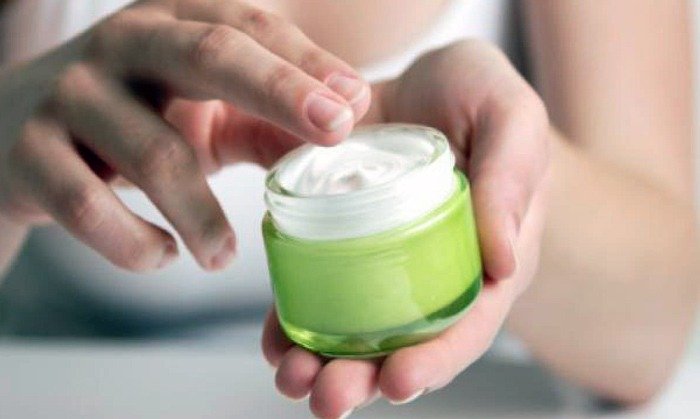 Крем с охлаждающим и успокаивающим действием устранит аллергические проявления и смягчит кожу