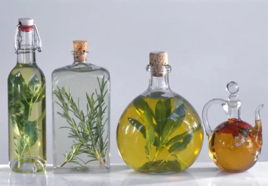 Независимо от причины облысения целесообразно принимать адаптогены растительного происхождения