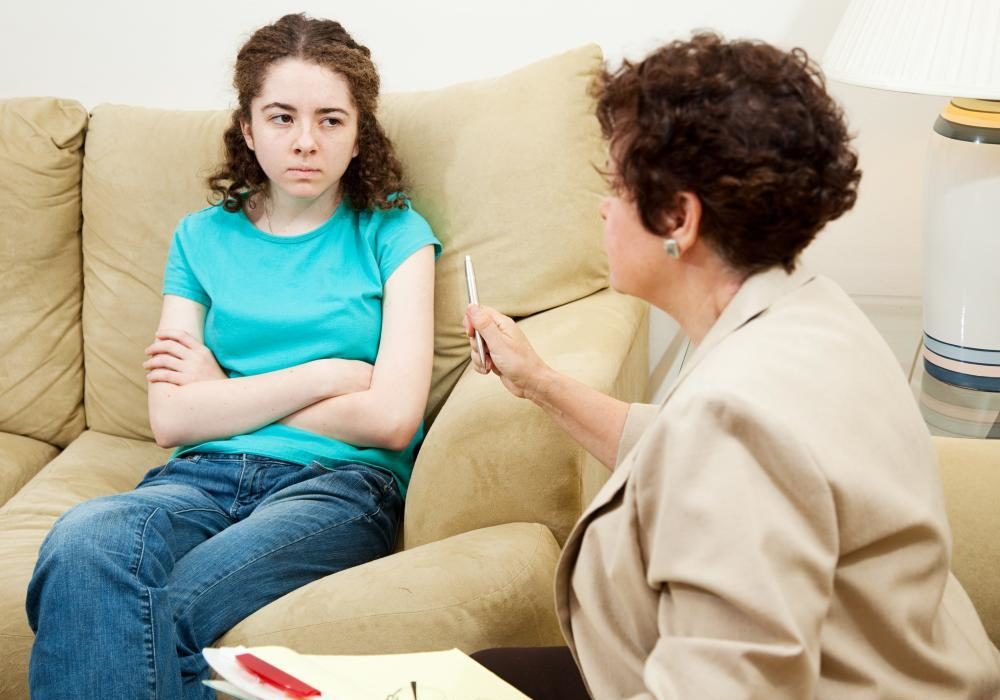 Подросток на приеме у психолога