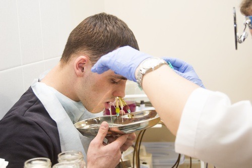 Процедура Ямик при лечениии синуситов